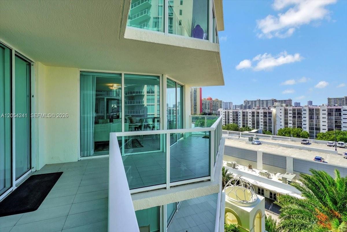 250 Sunny Isles Boulevard 3-902, Sunny Isles Beach, FL 33160 photo 9