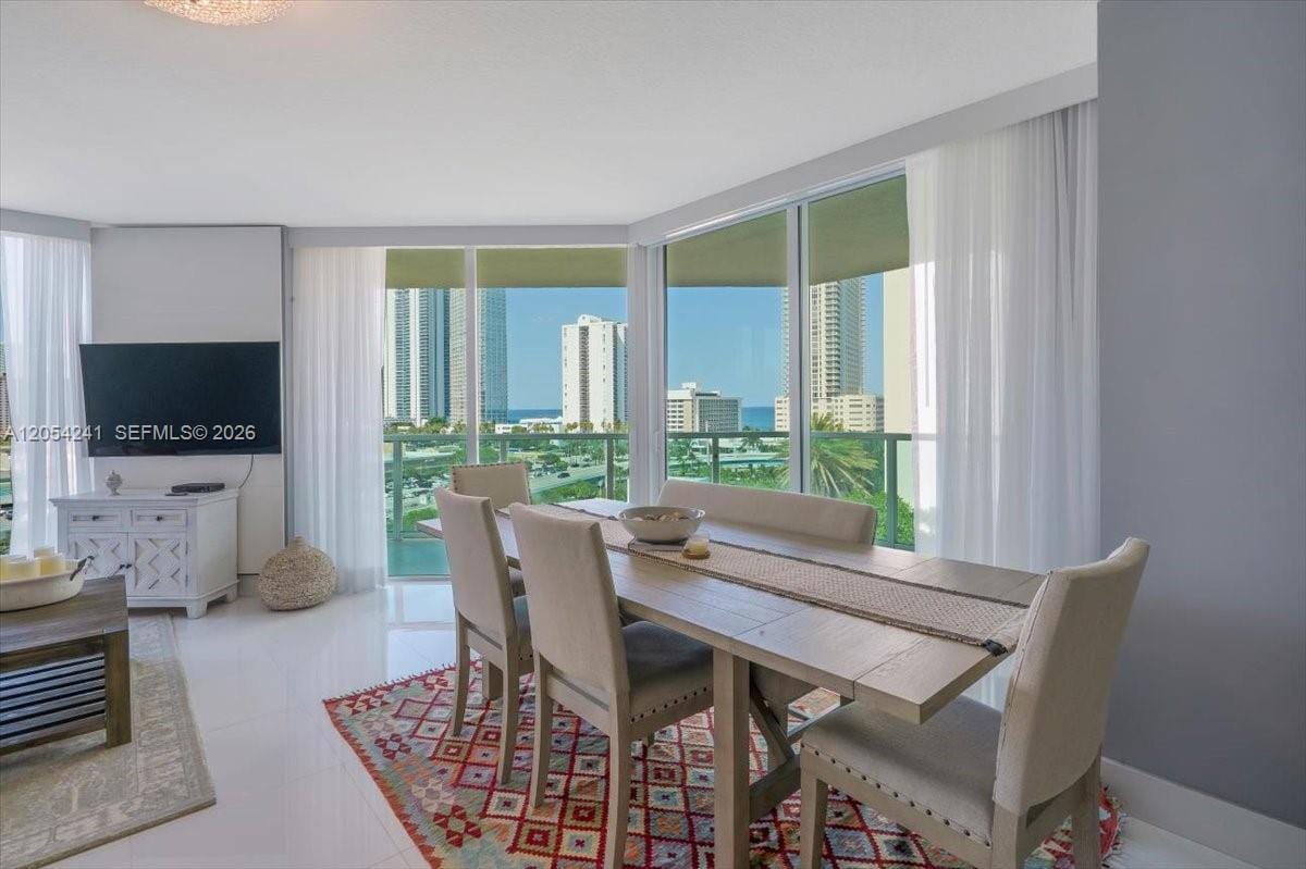 250 Sunny Isles Boulevard 3-902, Sunny Isles Beach, FL 33160 photo 4