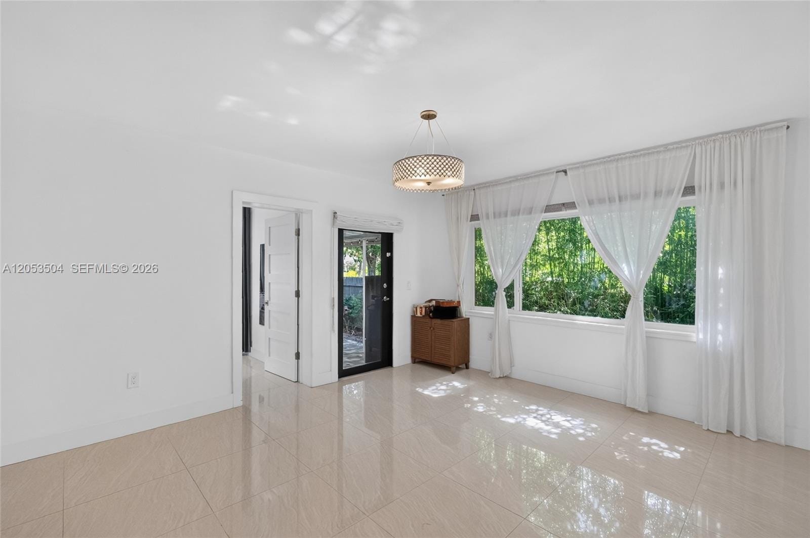 2543 SW 15th Street — photo 12