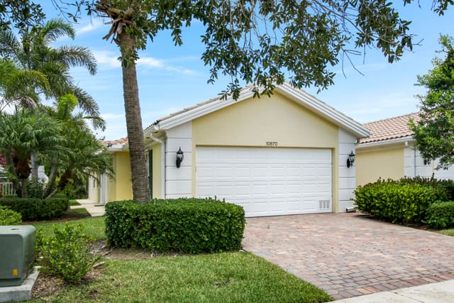 10870 SW Dardanelle Drive, Port St. Lucie, FL 34987