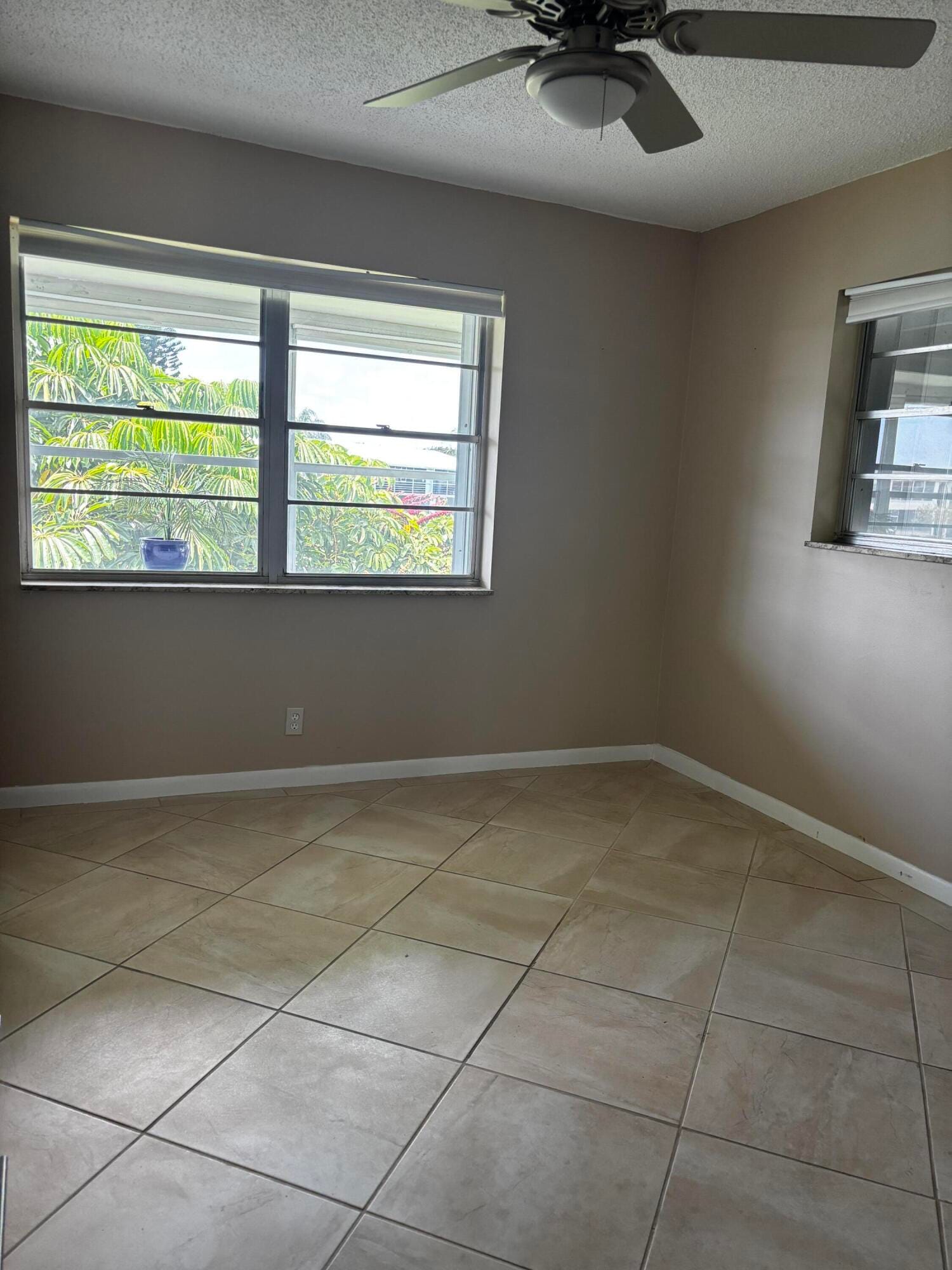 13 CHATHAM A — photo 5