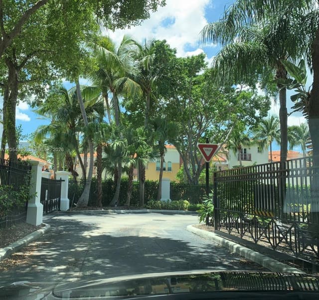 3175 NE 184th Street 3302, Aventura, FL 33160