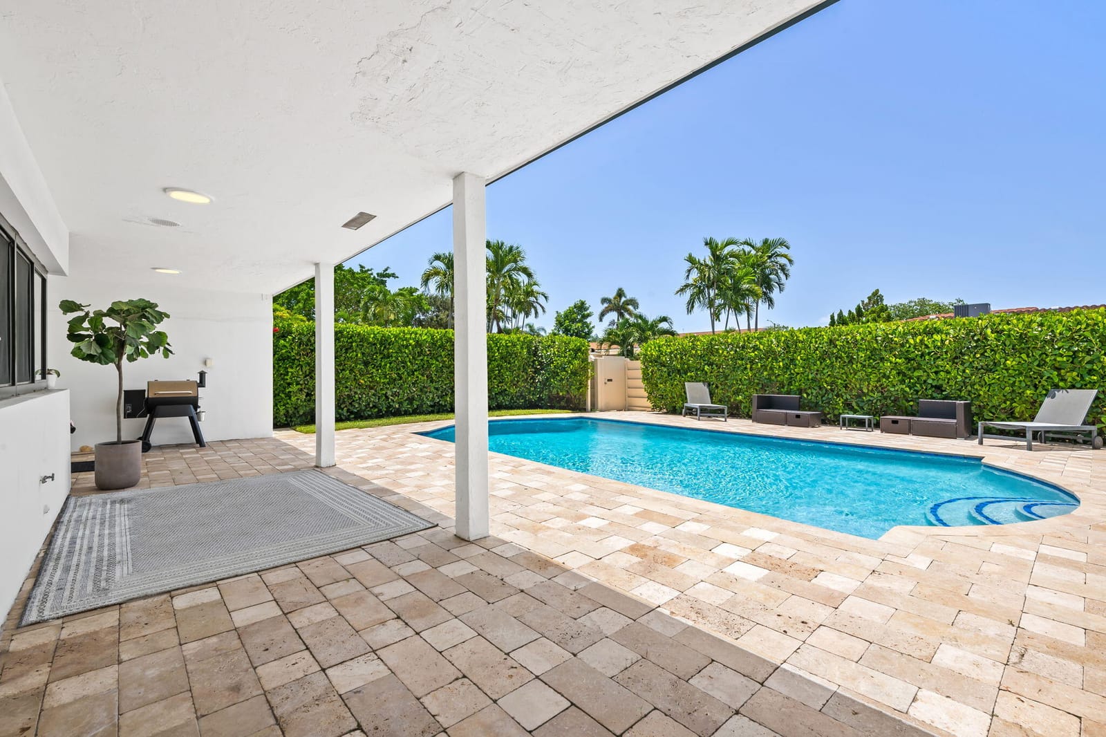 5122 CLEVELAND Street, Hollywood, FL 33021