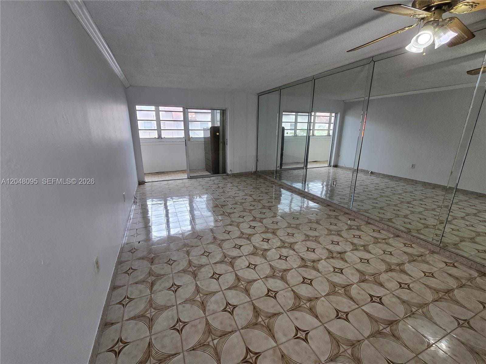 1555 W 44th Place 235, Hialeah, FL 33012 photo 12
