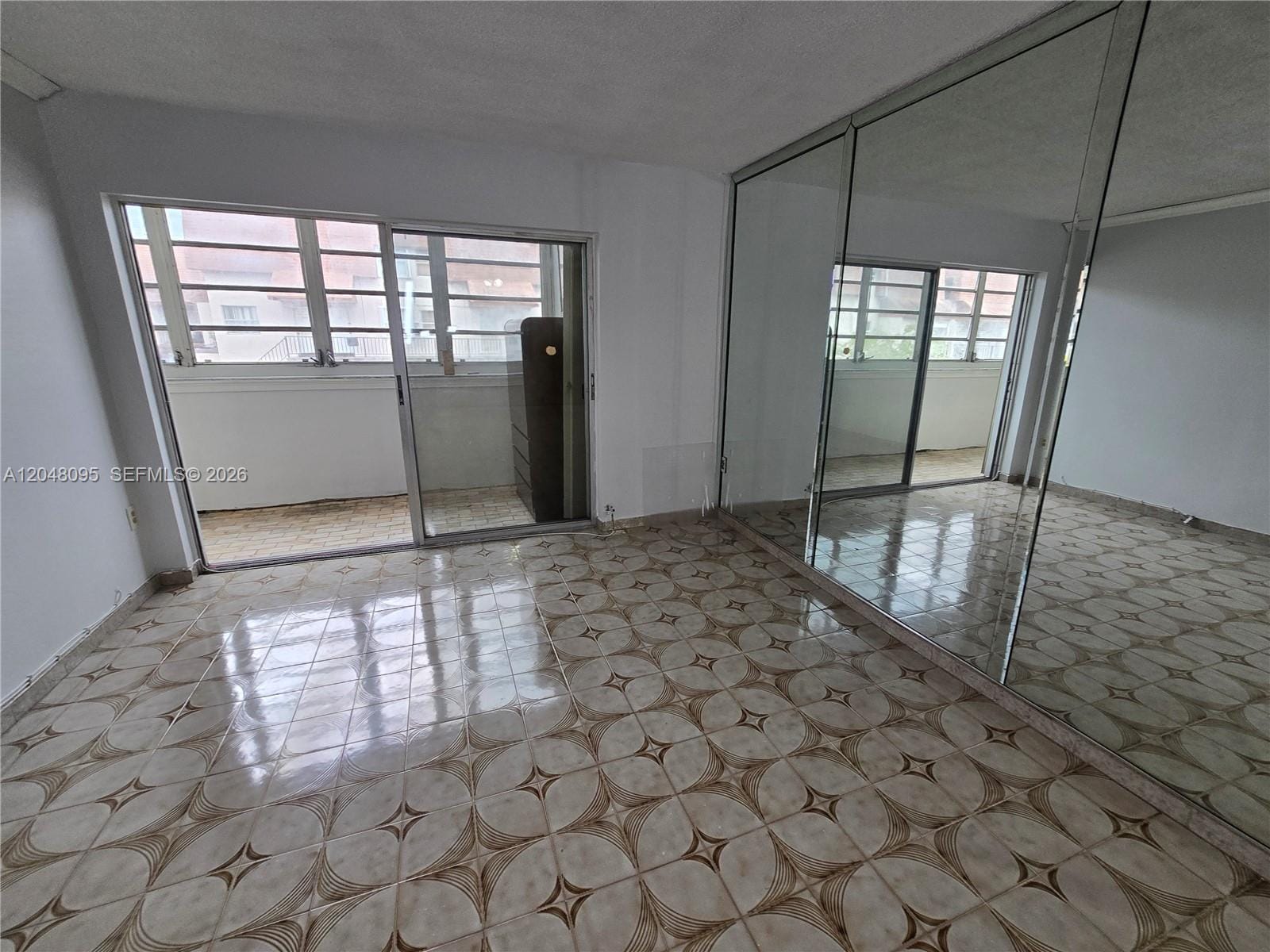 1555 W 44th Place 235, Hialeah, FL 33012 photo 15