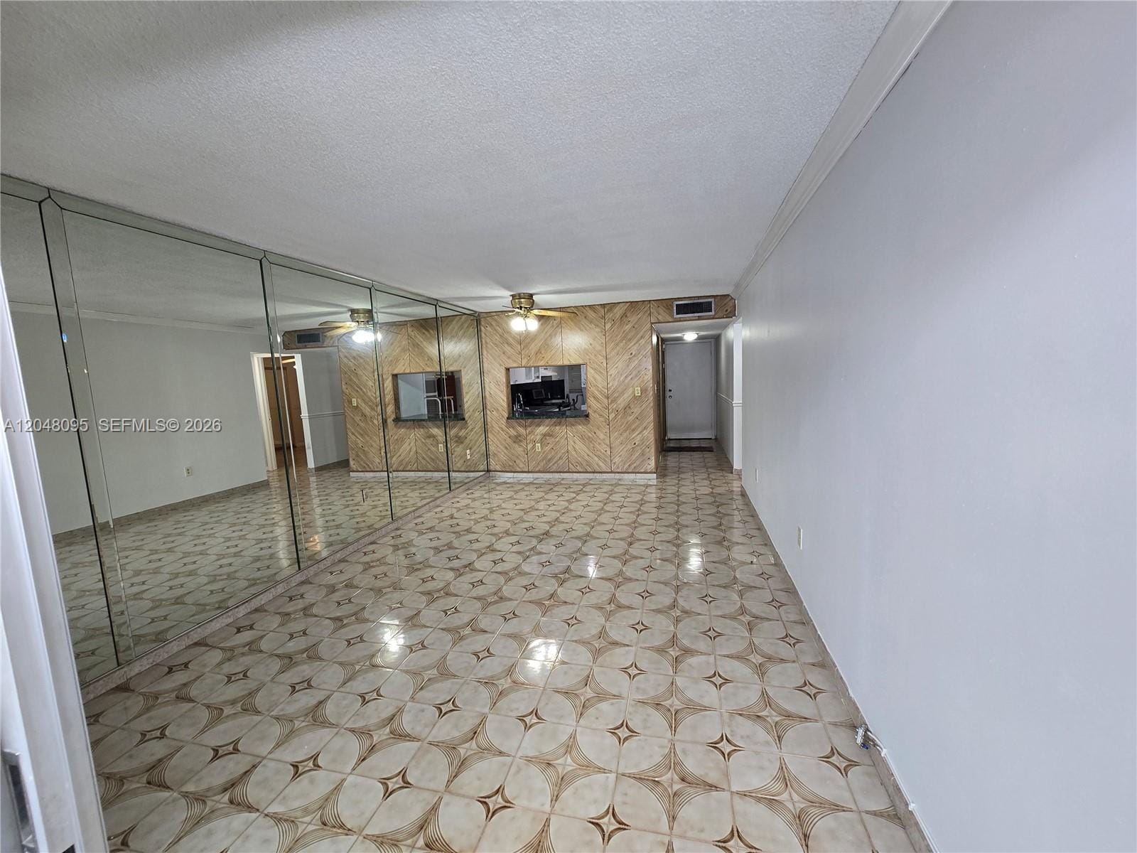 1555 W 44th Place 235, Hialeah, FL 33012 photo 17