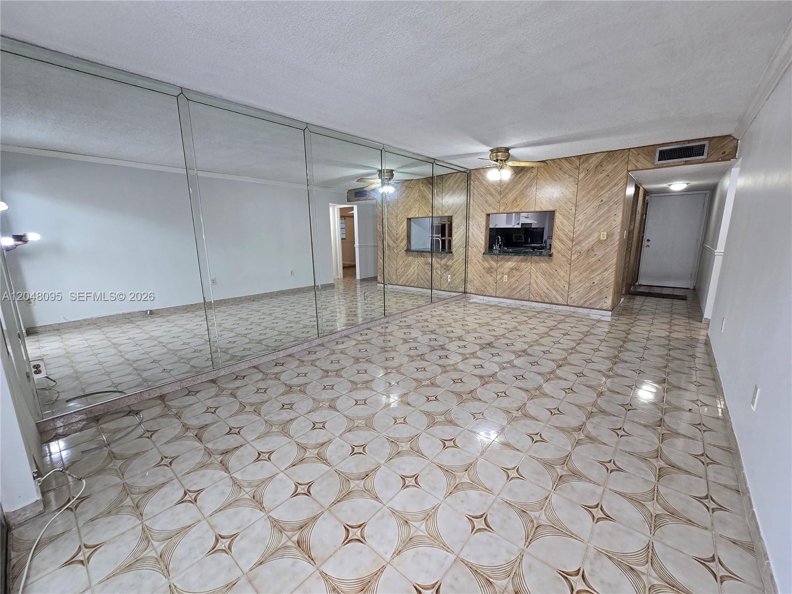 1555 W 44th Place 235, Hialeah, FL 33012 photo 18