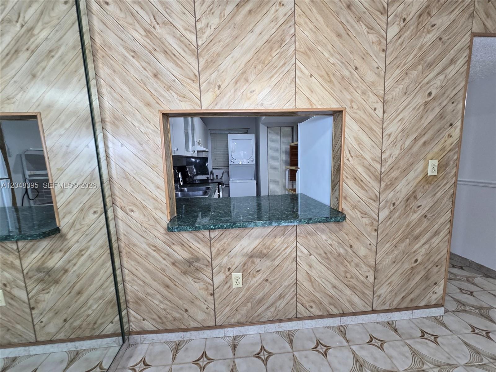 1555 W 44th Place 235, Hialeah, FL 33012 photo 20