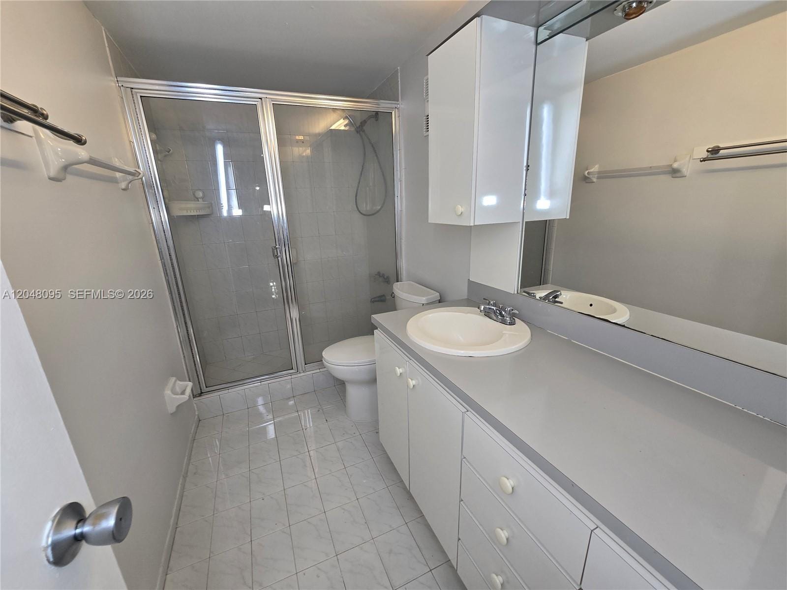 1555 W 44th Place 235, Hialeah, FL 33012 photo 24