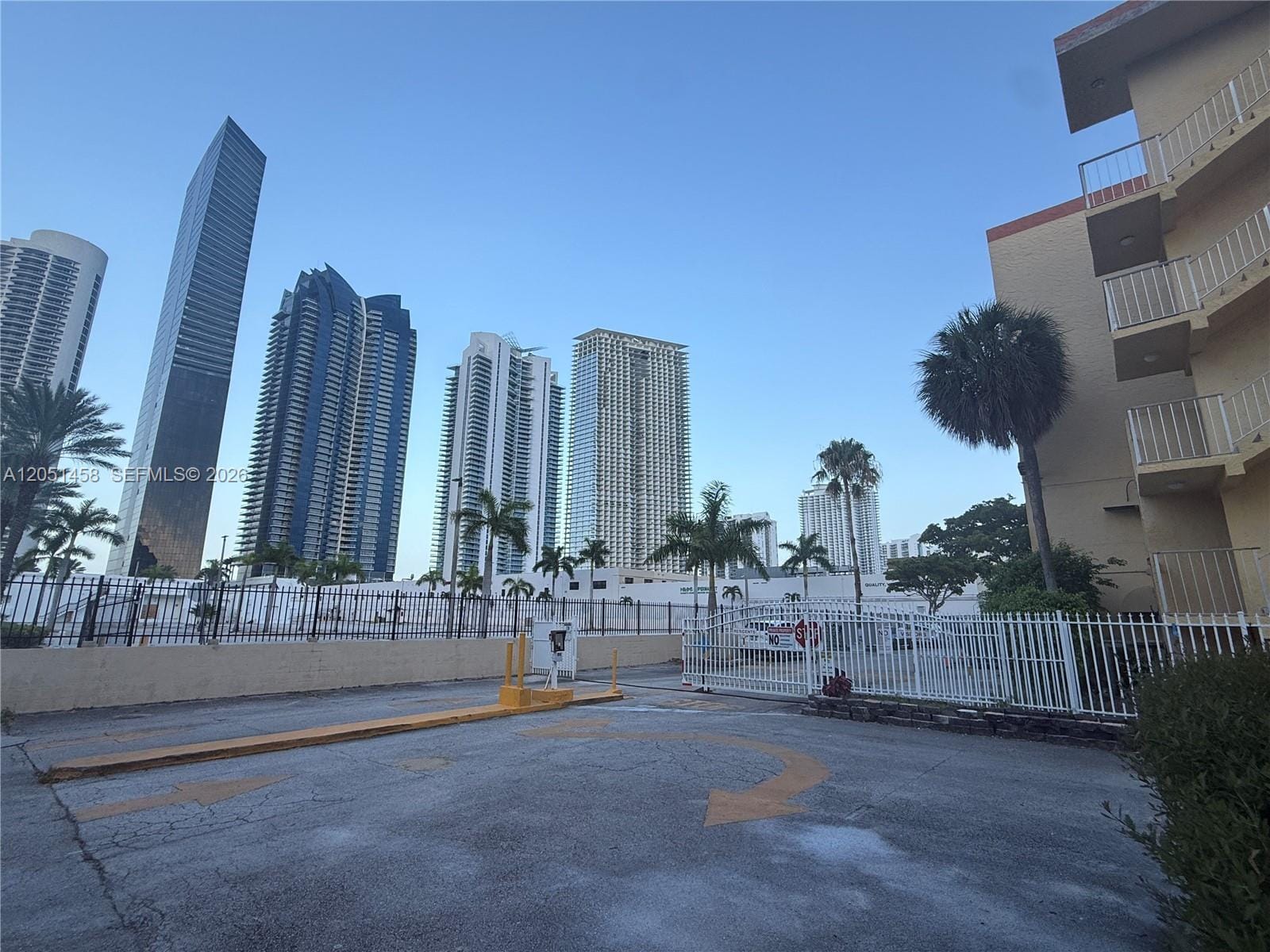 200 172nd Street 416, Sunny Isles Beach, FL 33160 photo 22