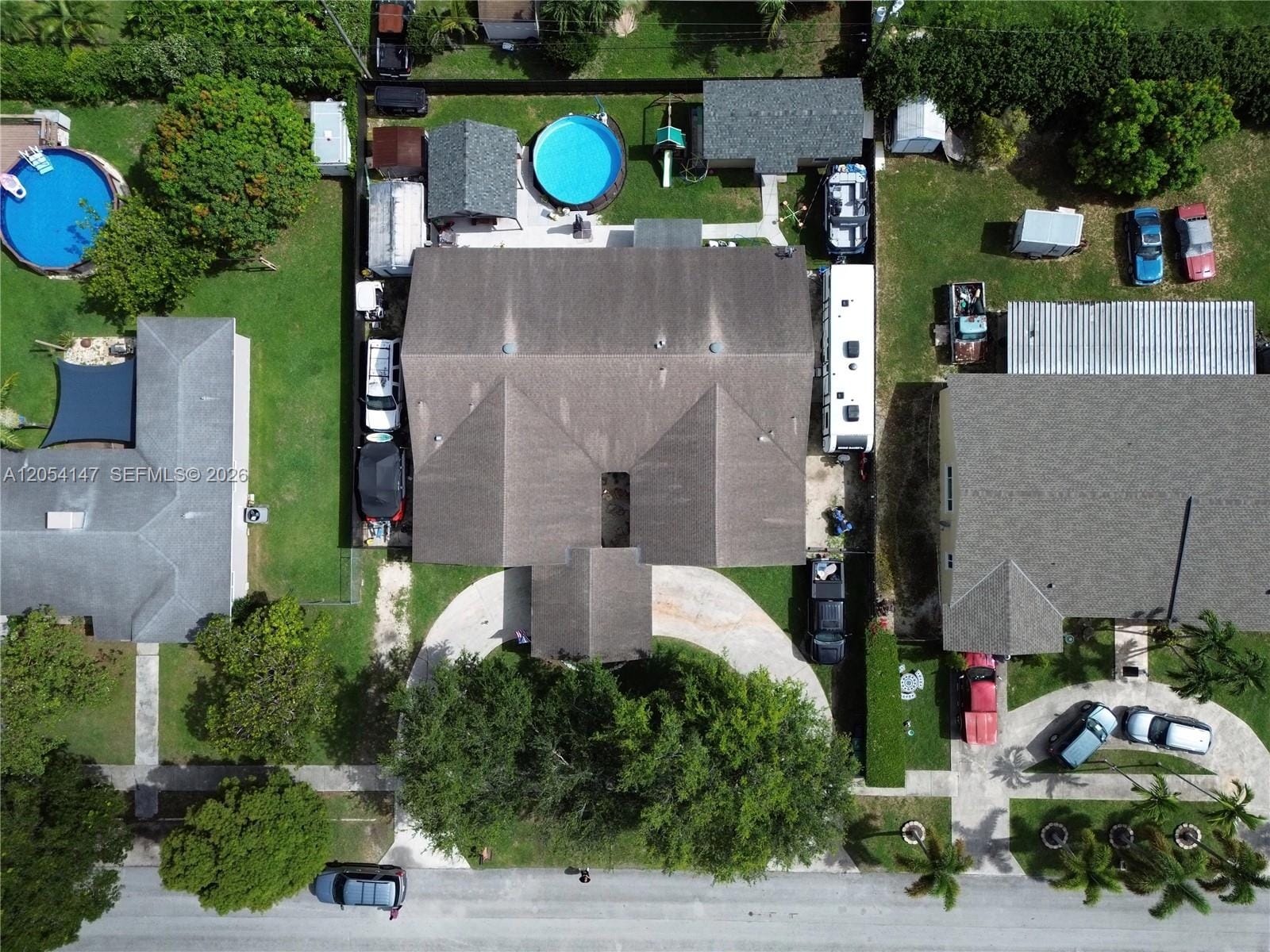 225 NW 21st Street — photo 3