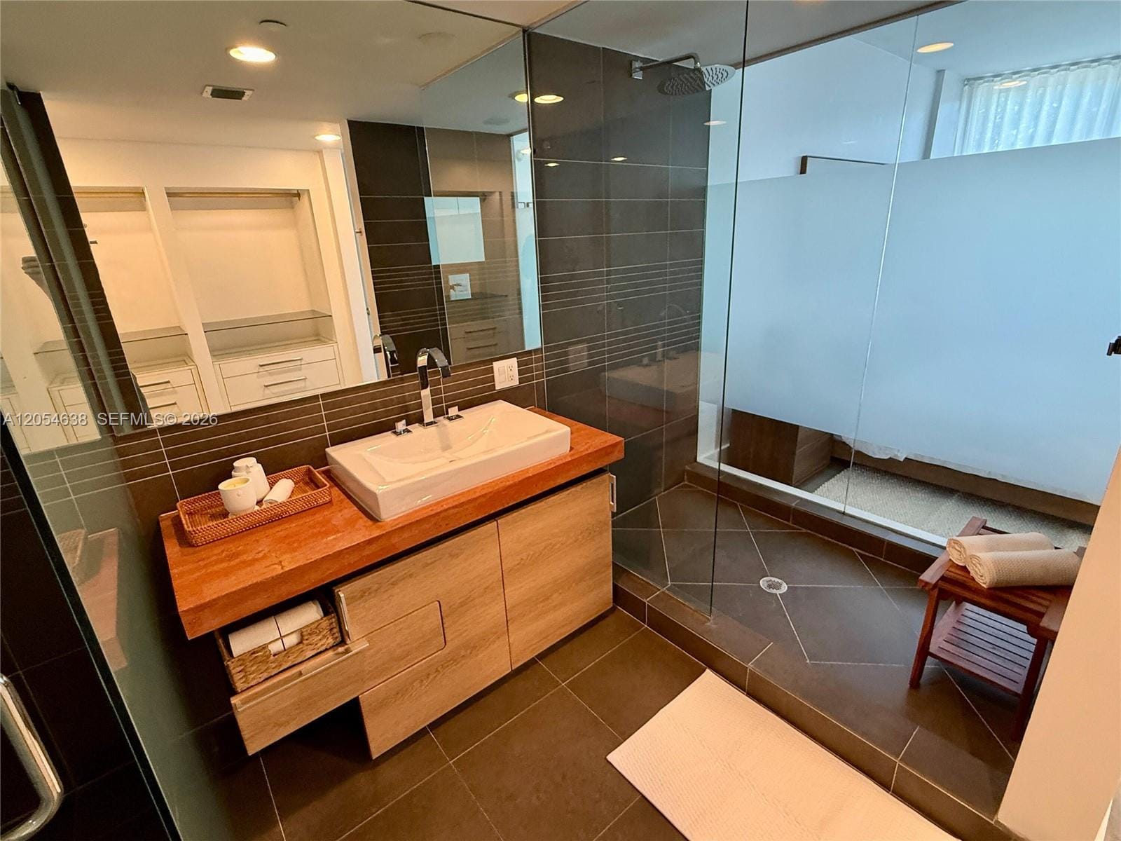 2155 Washington Court 210, Miami Beach, FL 33139 photo 10