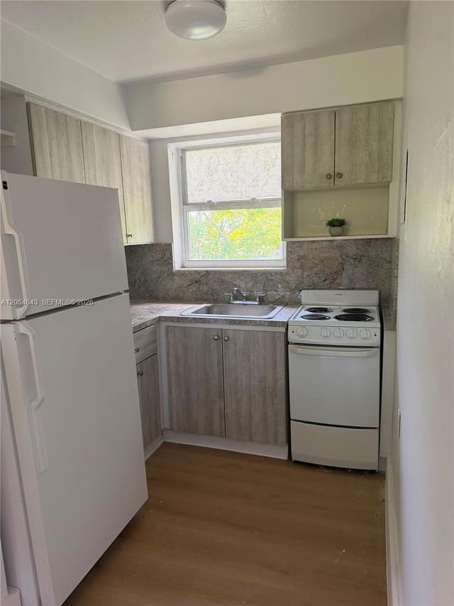 1465 W 28th Street 4, Hialeah, FL 33010