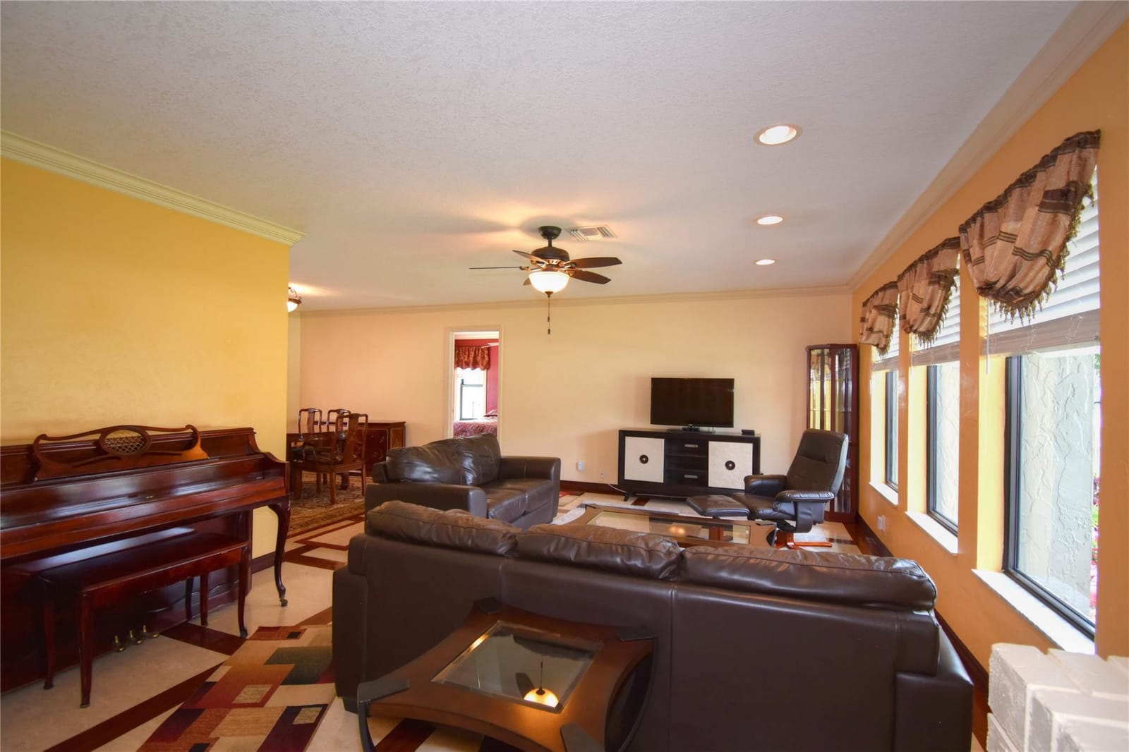 4148 NW 19TH Terrace, Oakland Park, FL 33309 photo 11