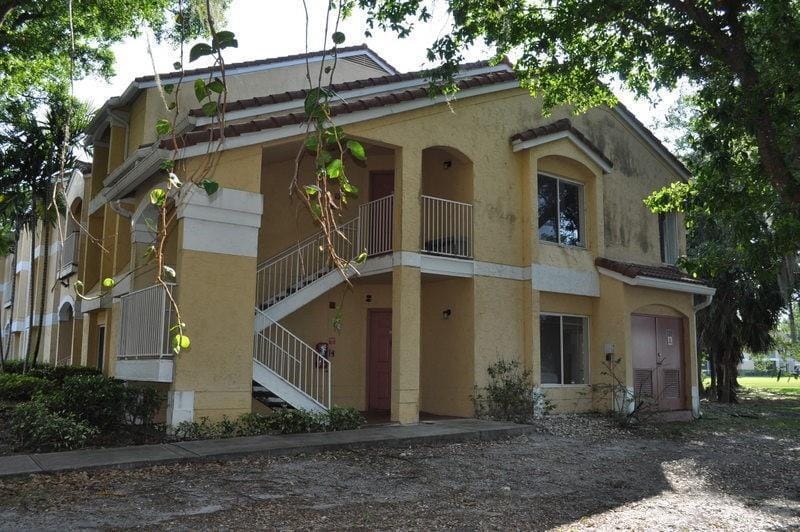 2465 NW 33RD Street 1506, Oakland Park, FL 33309