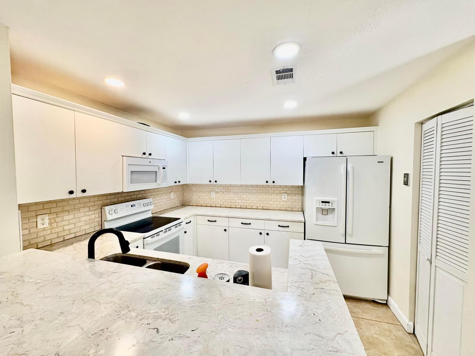 4— SW 82nd Way — photo 7