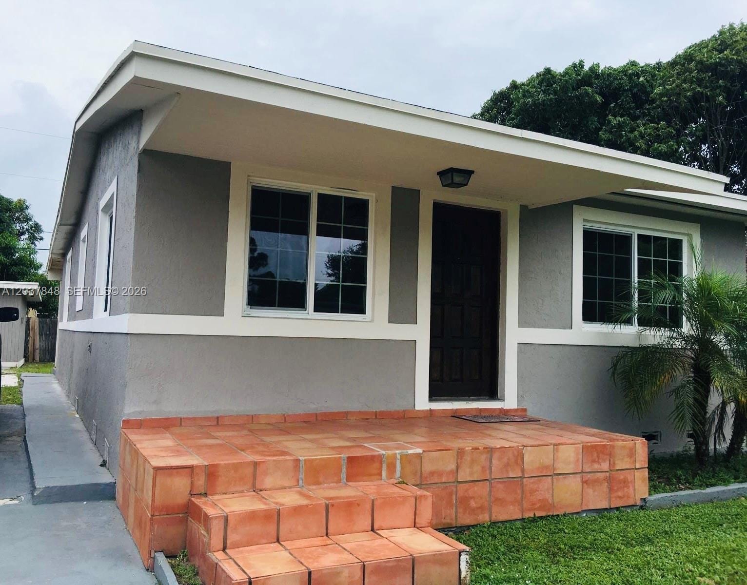 6424 Meade Street, Hollywood, FL 33024
