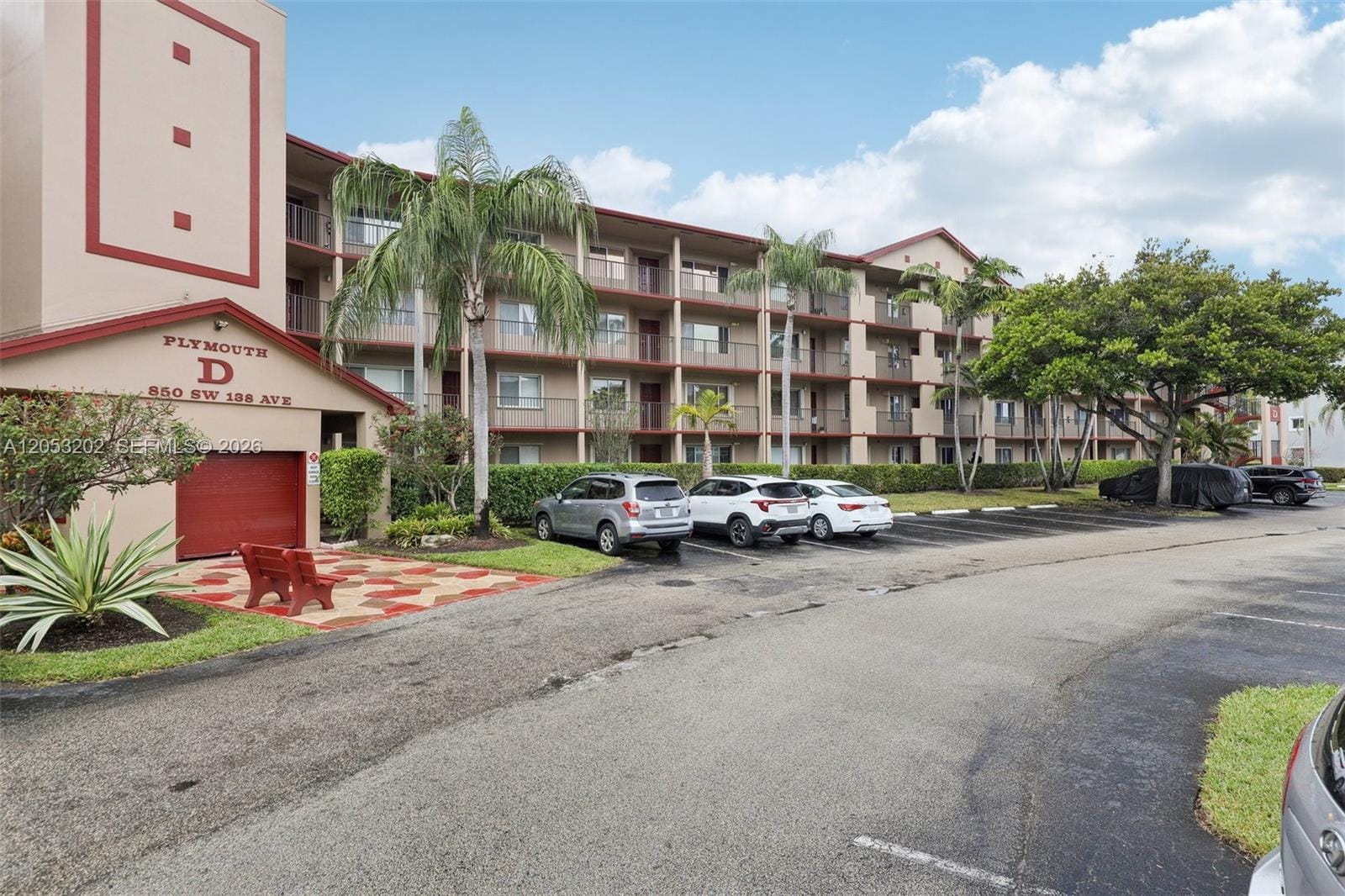850 SW 138th Avenue 208D, Pembroke Pines, FL 33027