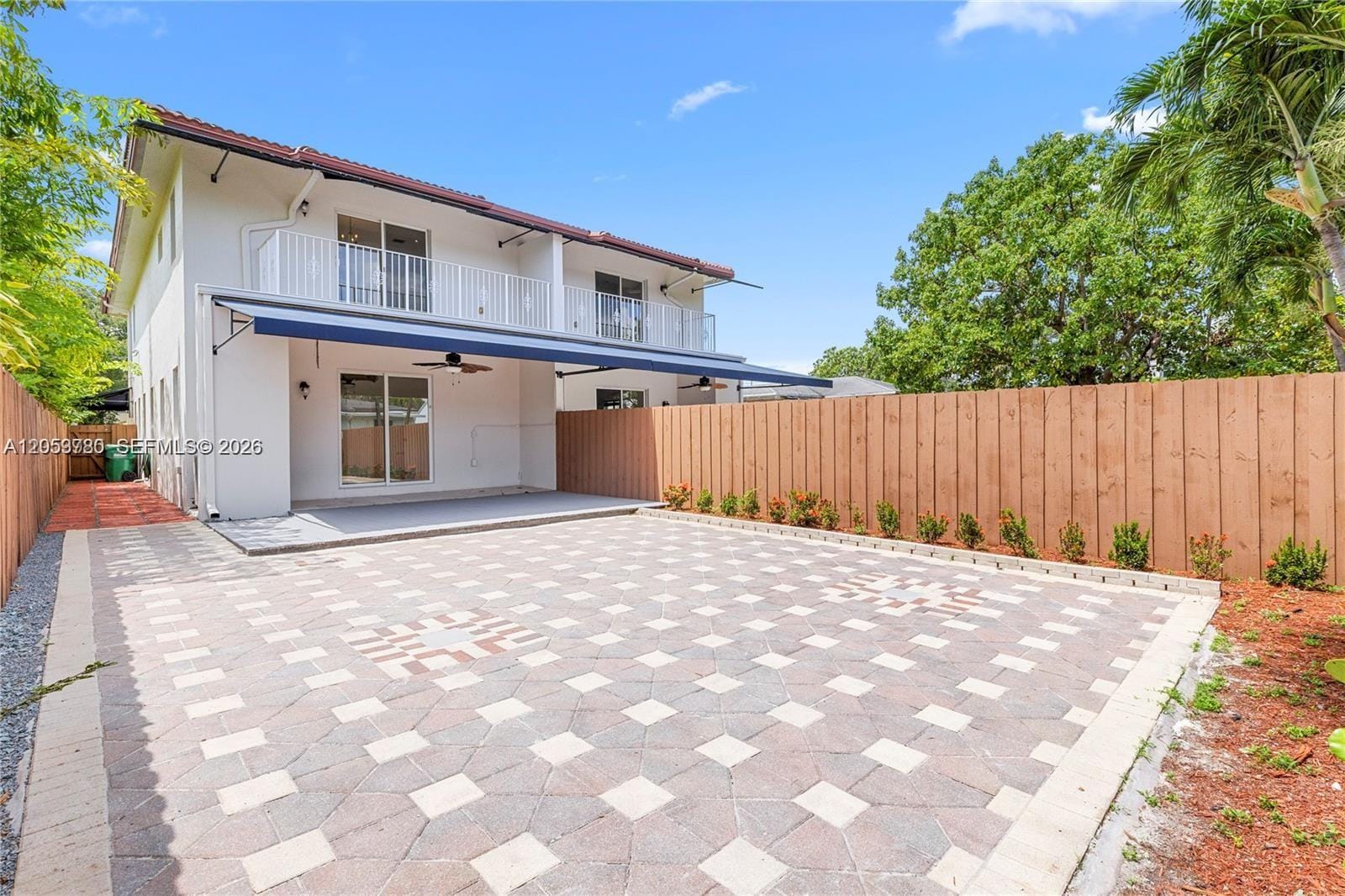 4023 SW 10th Street — photo 2