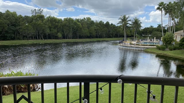 100 Crestwood Court N 103, Royal Palm Beach, FL 33411