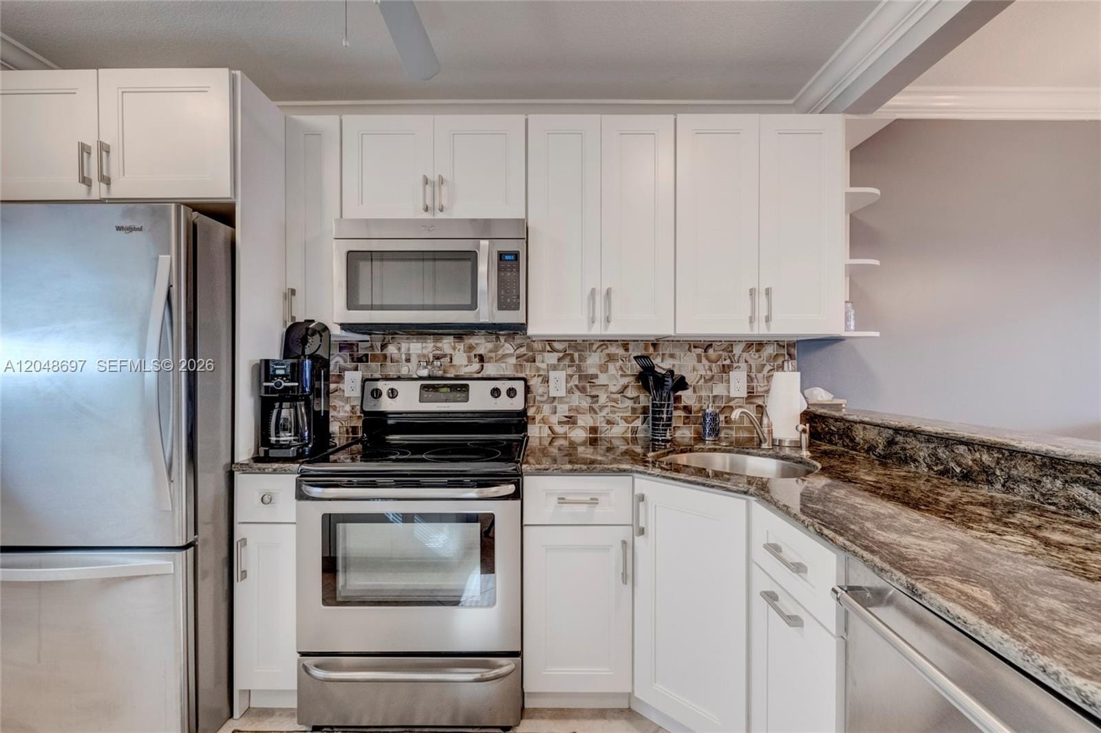 2201 SE 9th Street 108 — photo 9