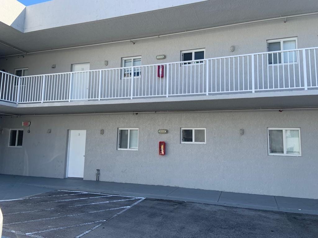 750 SW 2nd Street 11
