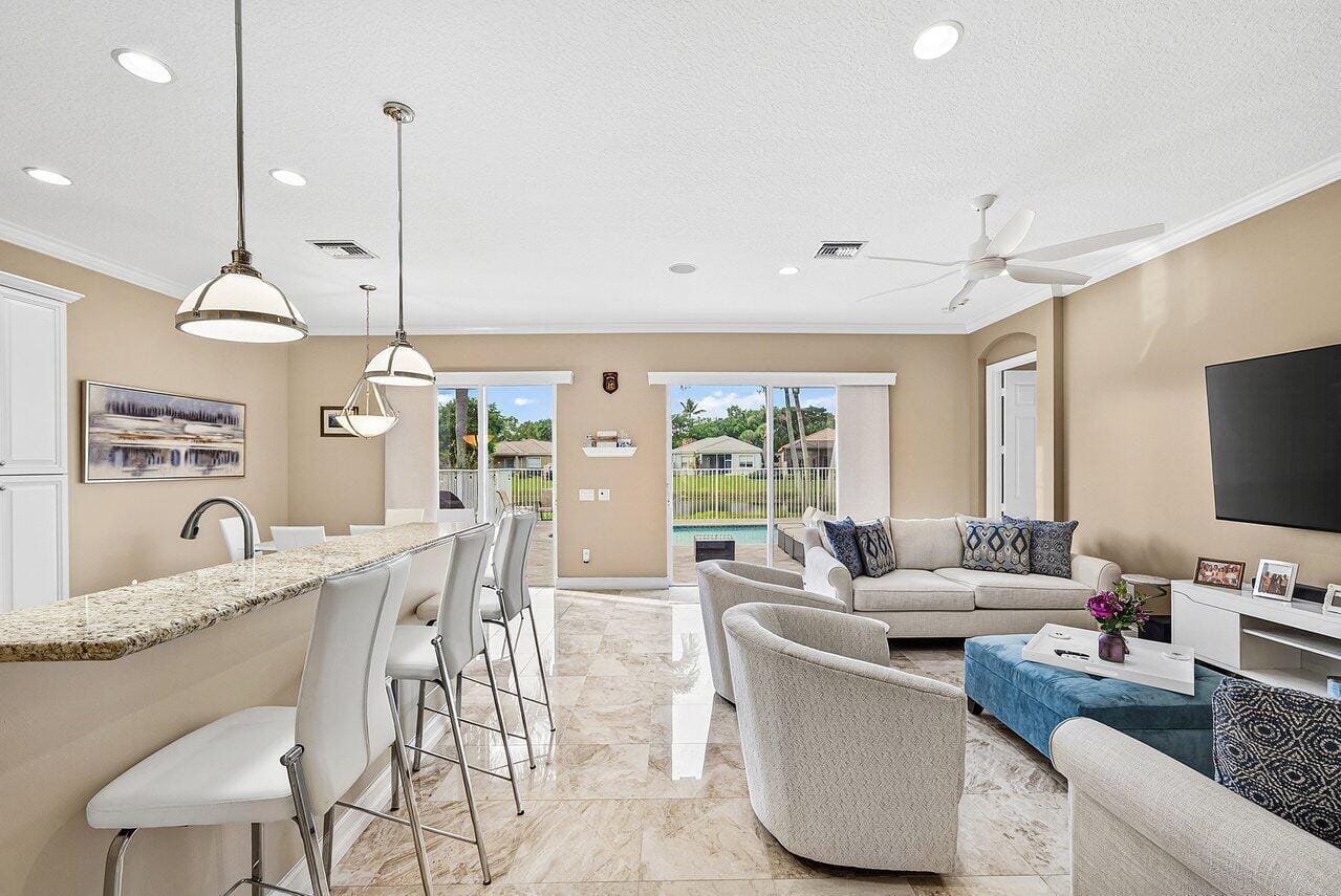 10888 Deer Park Lane — photo 6