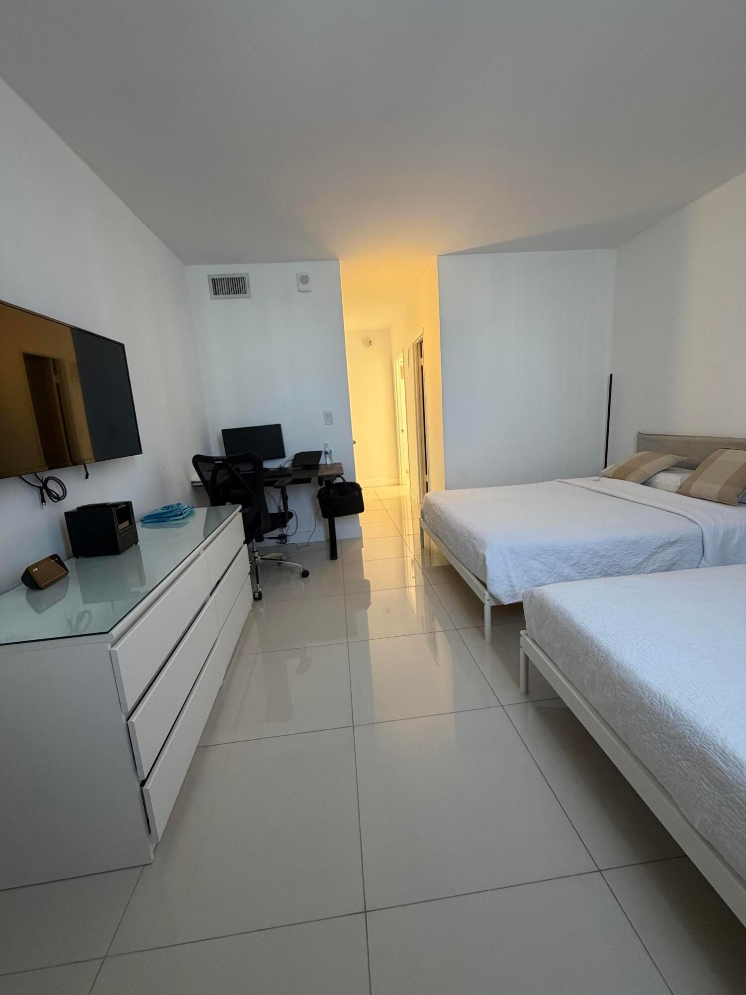 19390 Collins Avenue 1103, Sunny Isles Beach, FL 33160 photo 25