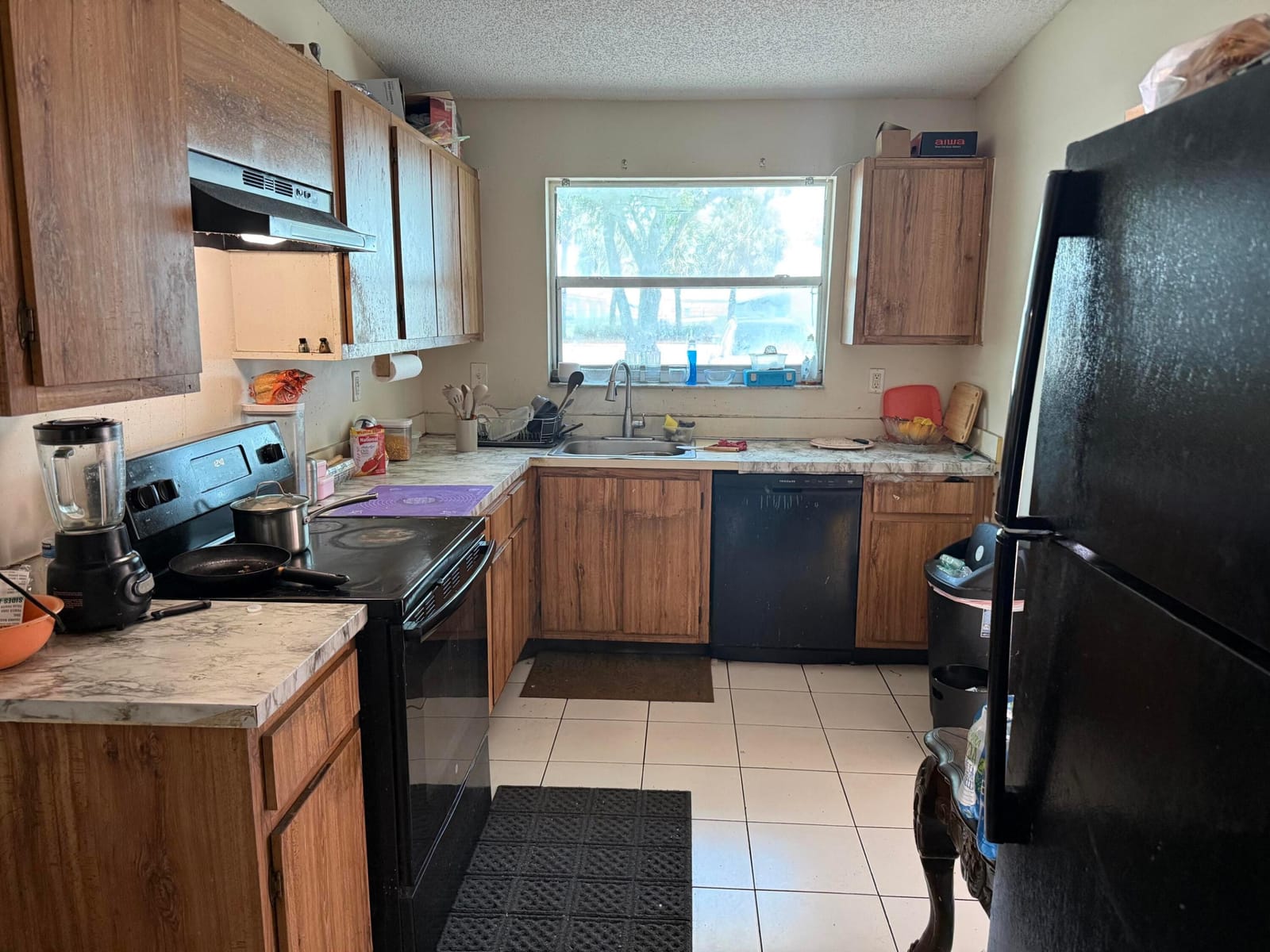 7824 PEMBROKE Road, Miramar, FL 33023