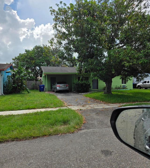 313 SW 80TH Avenue, North Lauderdale, FL 33068