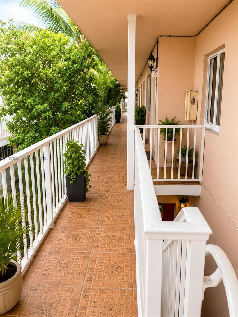 549 Meridian Avenue 12, Miami Beach, FL 33139