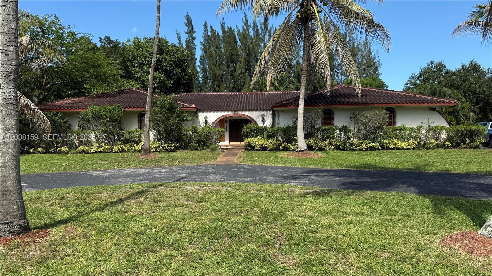 Sold home at 4280 SW 77th Avenue, Davie, FL 33328