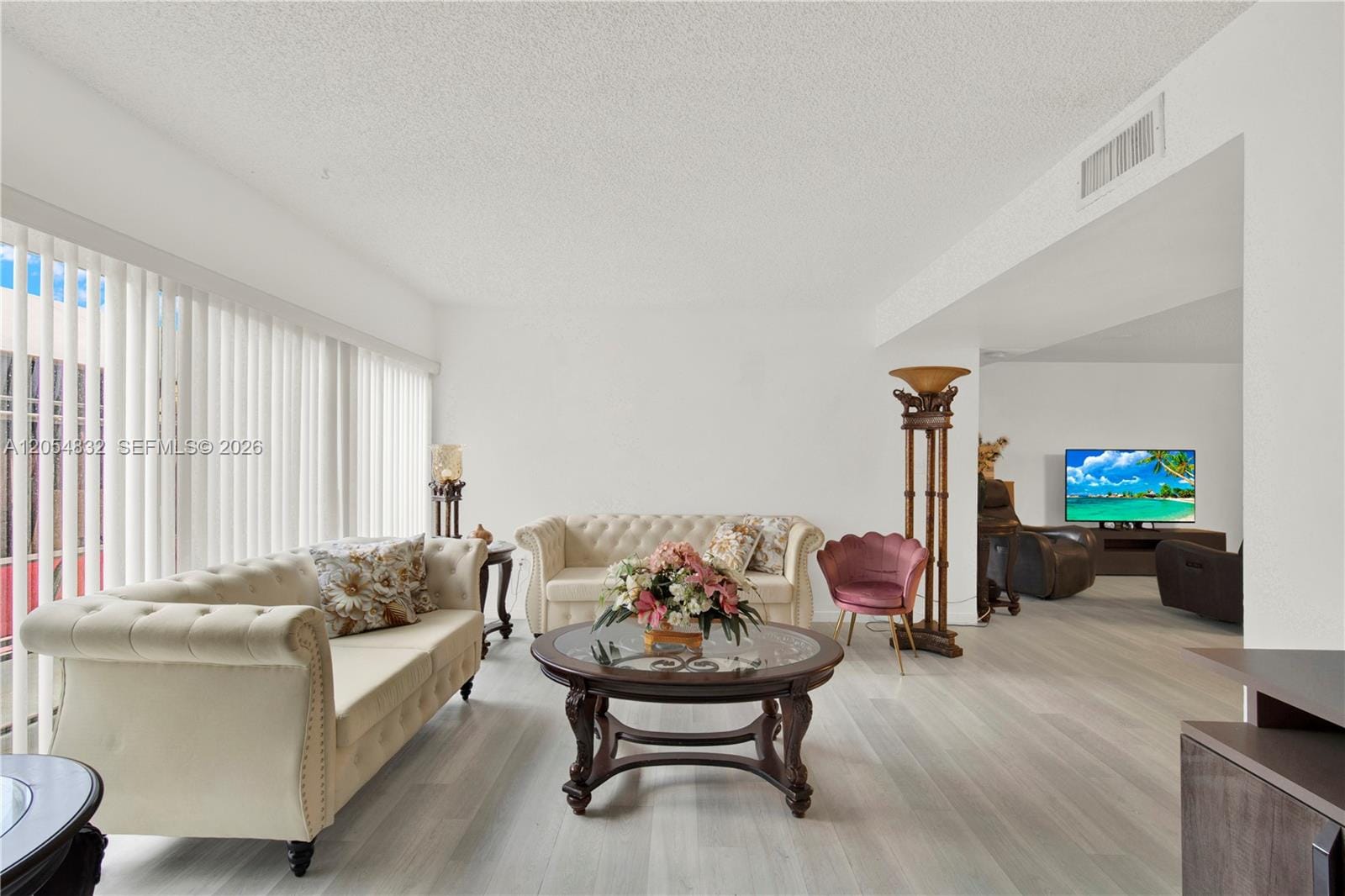 15460 SW 82nd Lane 403, Miami, FL 33193 photo 2