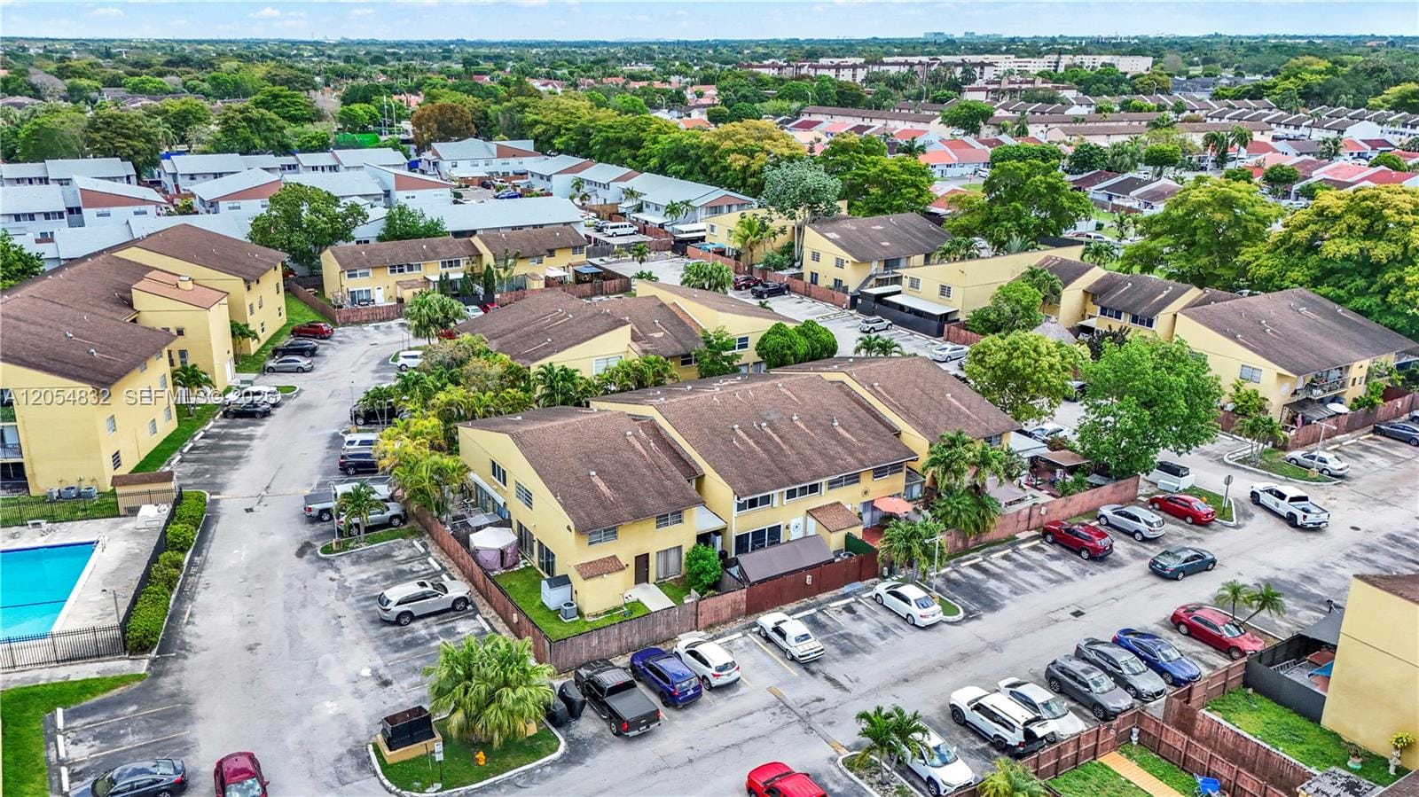 15460 SW 82nd Lane 403, Miami, FL 33193 photo 16