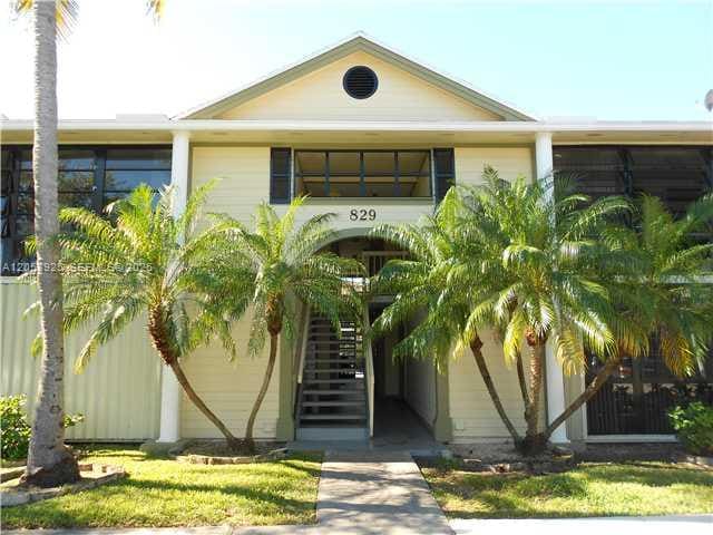 829 NE 199th Street 204, Miami, FL 33179
