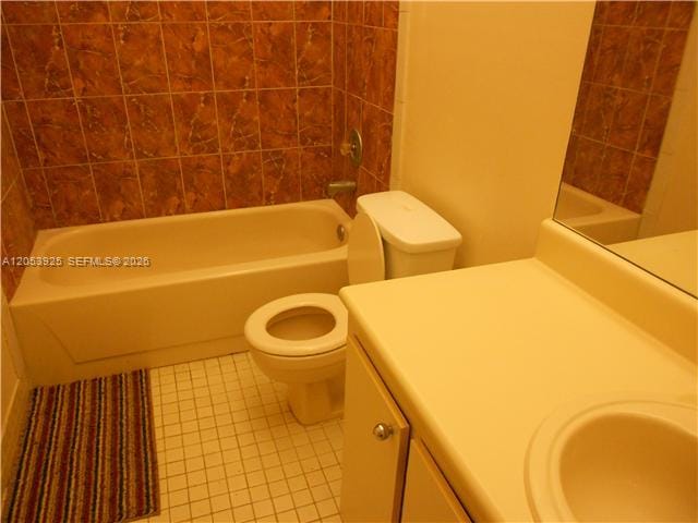 829 NE 199th Street 204, Miami, FL 33179 photo 9