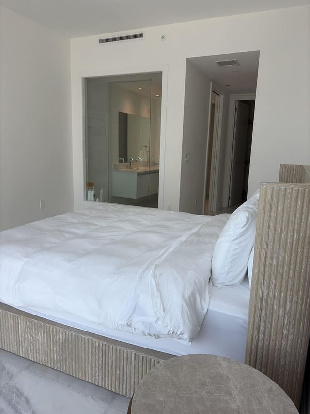 700 NE 26th Terrace 2006, 700 Edgewater, Miami, FL