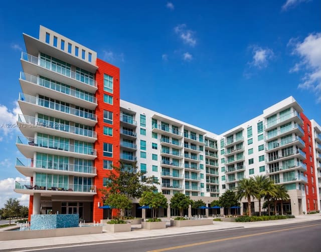 7825 NW 107th Avenue 818, Doral, FL 33178