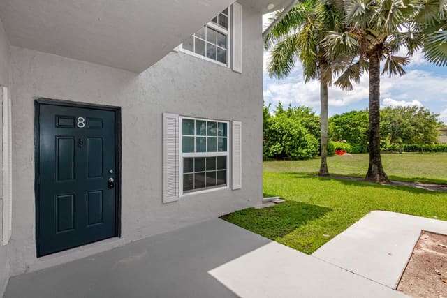 8830 W SAMPLE Road 8, Coral Springs, FL 33065