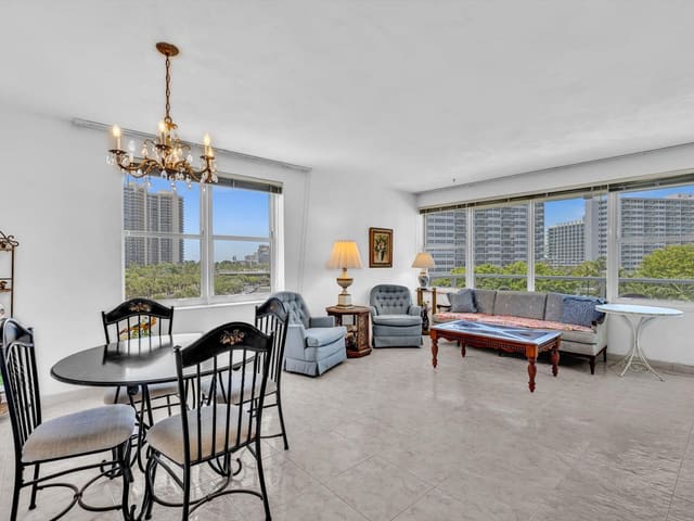 3300 NE 36th Street 516, Coral Ridge Towers East Co Op, Fort Lauderdale, FL