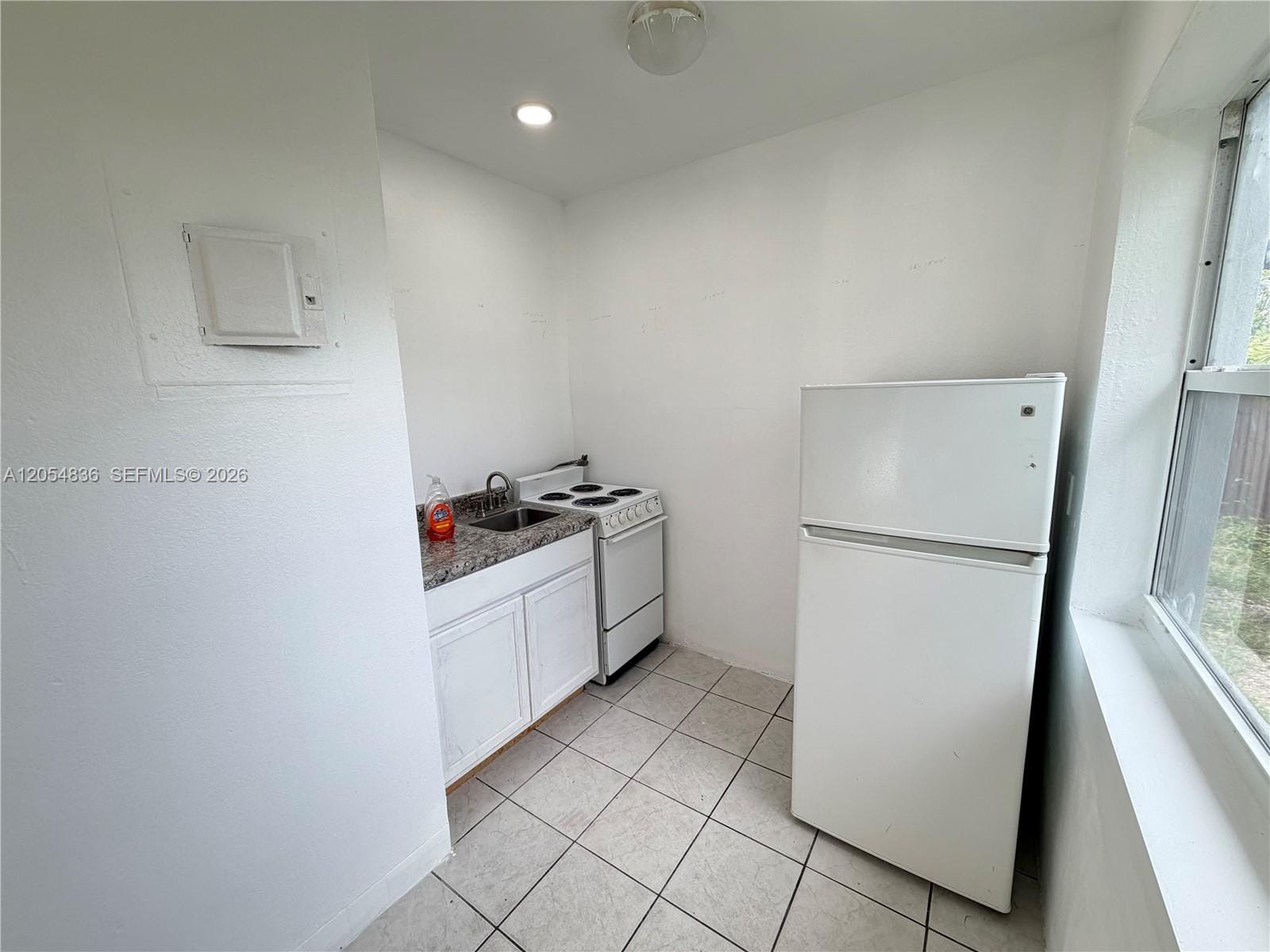 2041 S Jackson Street 4 — photo 4