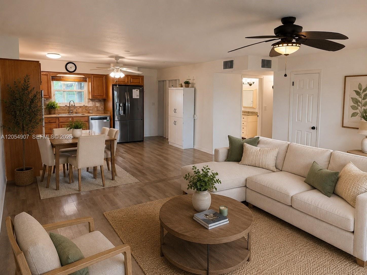 1505 Arrowhead Drive — photo 4