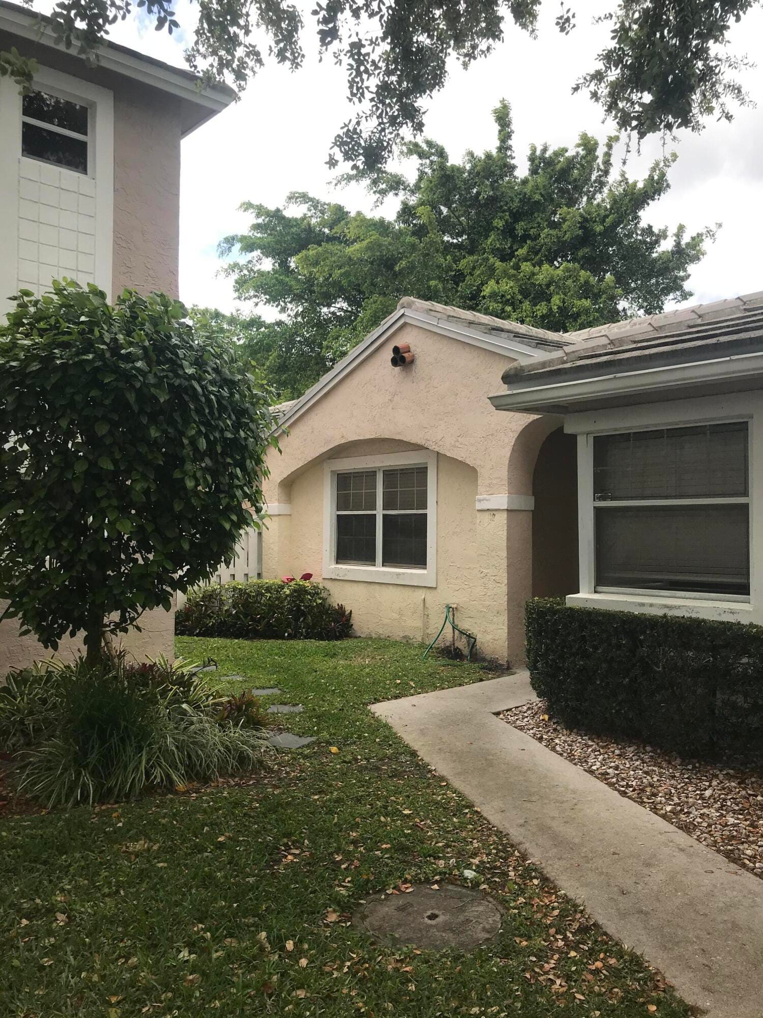 845 NW 98th Avenue, Plantation, FL 33324 photo 2