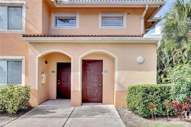 231 SW PALM Drive 207, Port St. Lucie, FL 34986