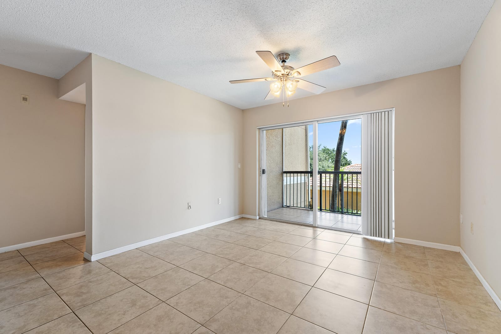 3759 NW MEDITERRANEAN Lane 2-209, Jensen Beach, FL 34957 photo 9