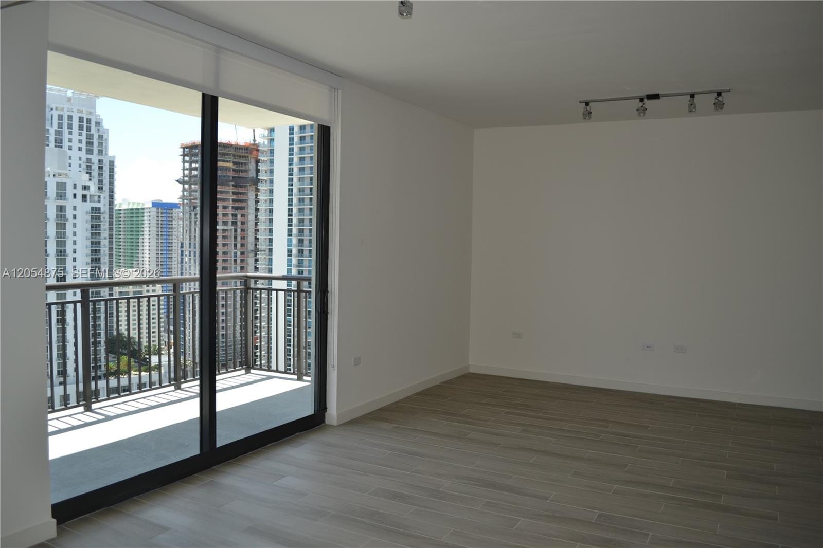 999 SW 1st Avenue 3302, Miami, FL 33130 photo 4