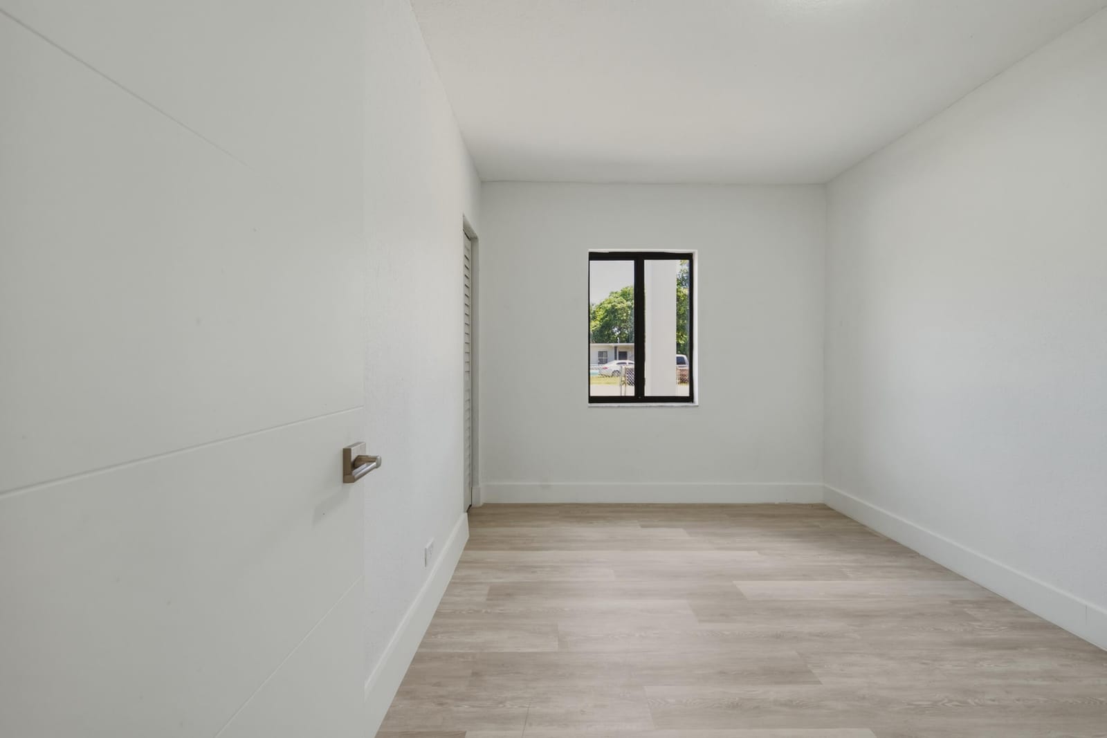 2405 NW 159th Road — photo 12