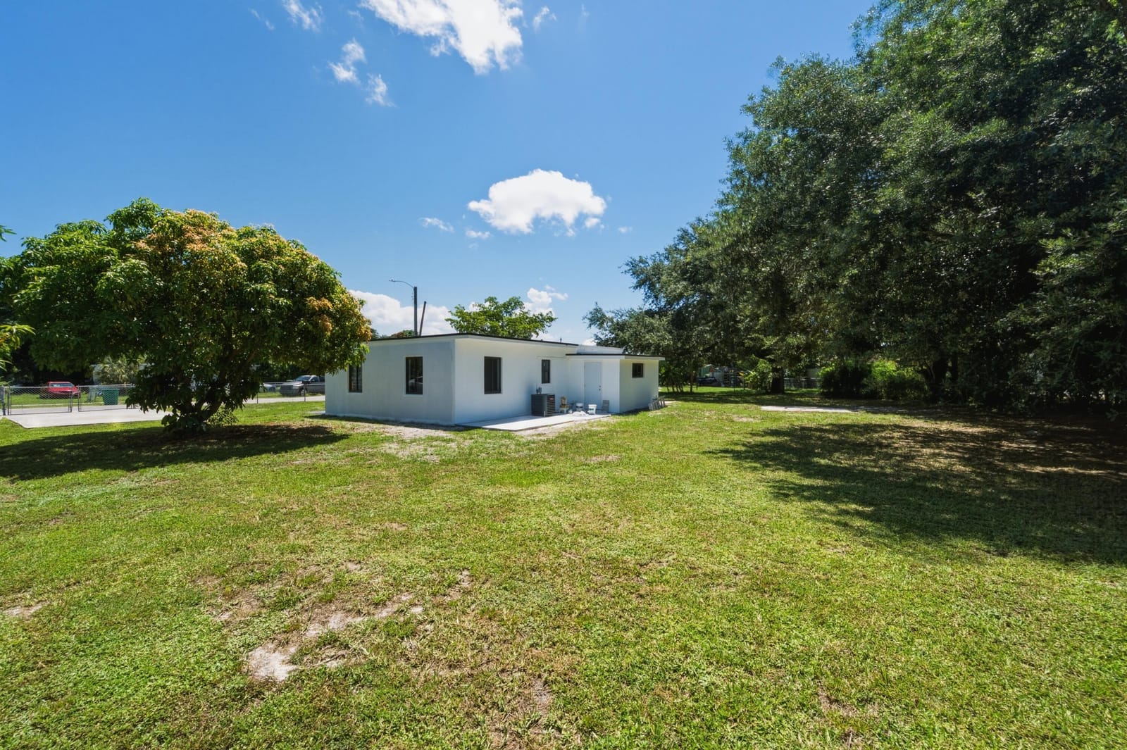2405 NW 159th Road — photo 4