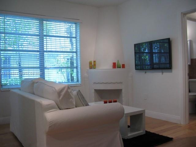 1525 Meridian Avenue 109 — photo 4