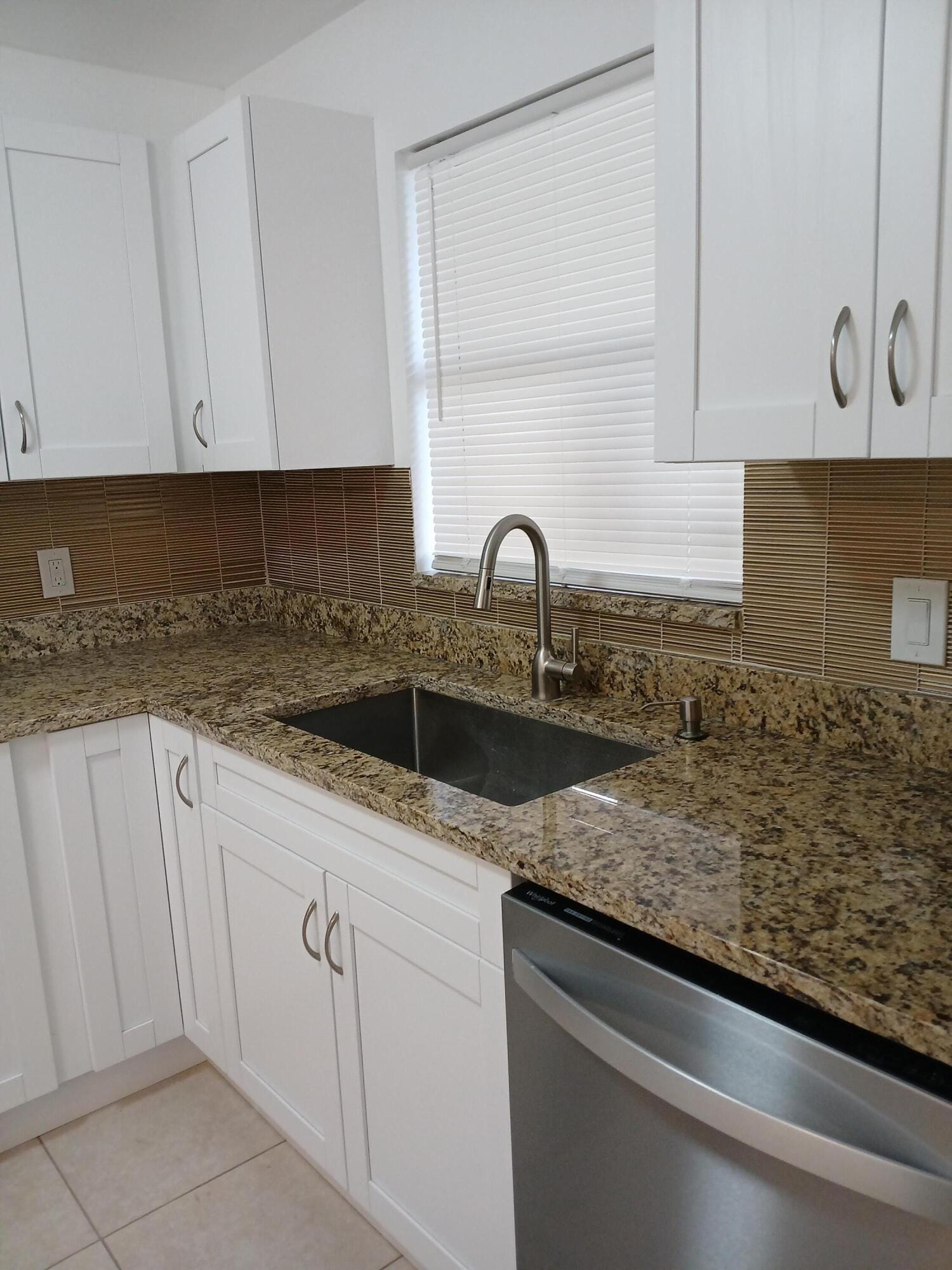 4760 LUCERNE LAKES Boulevard W 405 — photo 4